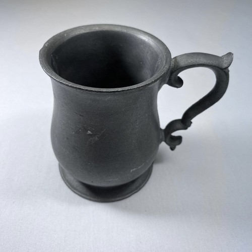 Vintage crown castle pewter - crown,